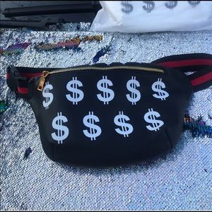 Money Bag Belt Bag Fanny Pack In Black